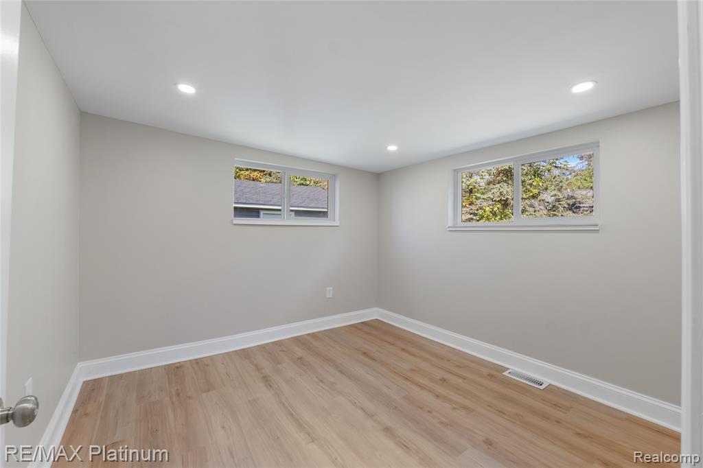 1605 S Hughes Road, Brighton, MI 48114 — Photo 13