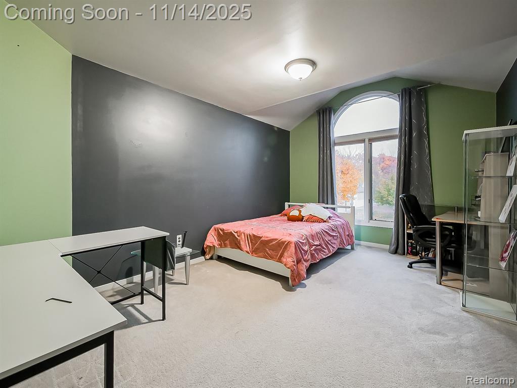 7359 Woodlore Drive, West Bloomfield, MI 48323 — Photo 24