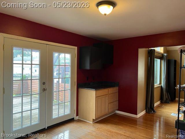 1465 BEACHLAND Boulevard, Keego Harbor, MI 48320 — Photo 11