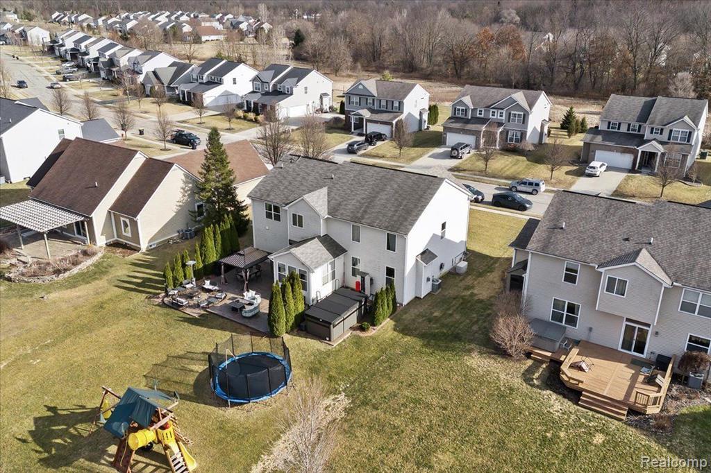 10681 BOULDERCREST Drive, South Lyon, MI 48178 — Photo 56