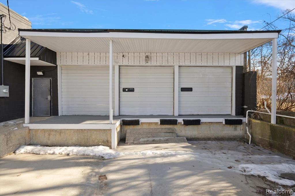 500 Auburn Avenue, Pontiac, MI 48342 — Photo 8