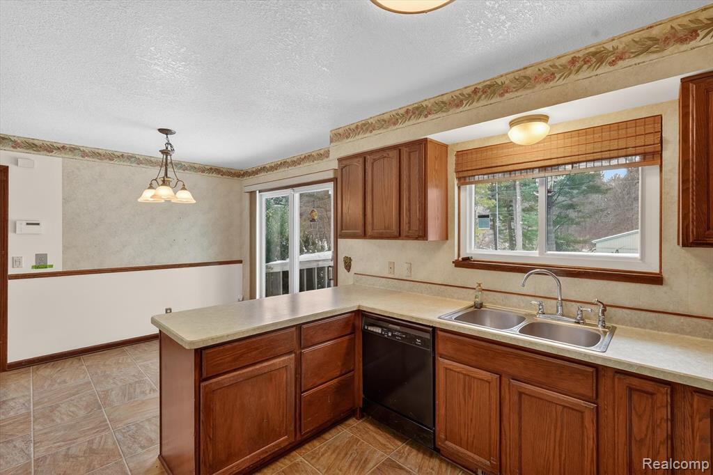 500 Granger Road, Ortonville, MI 48462 — Photo 15