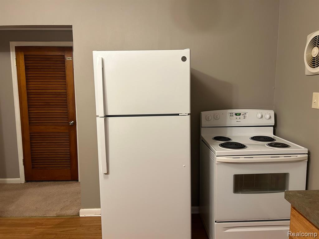 4471 CROISSANT Street, Dearborn Heights, MI 48125 — Photo 5