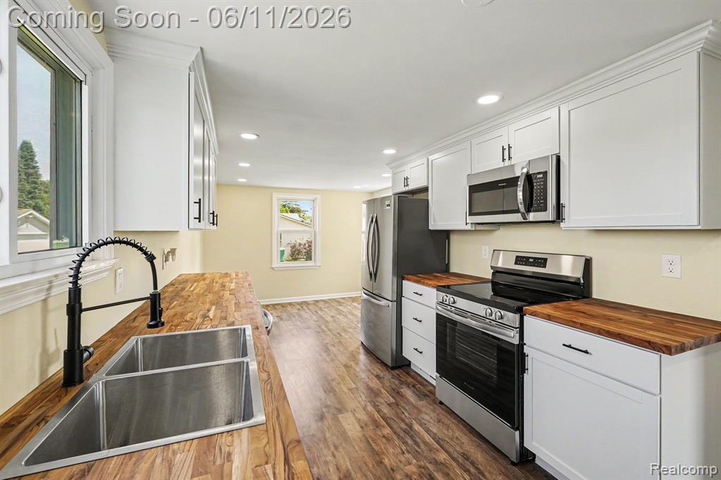 8070 Grand Blanc Road, Swartz Creek, MI 48473 — Photo 11