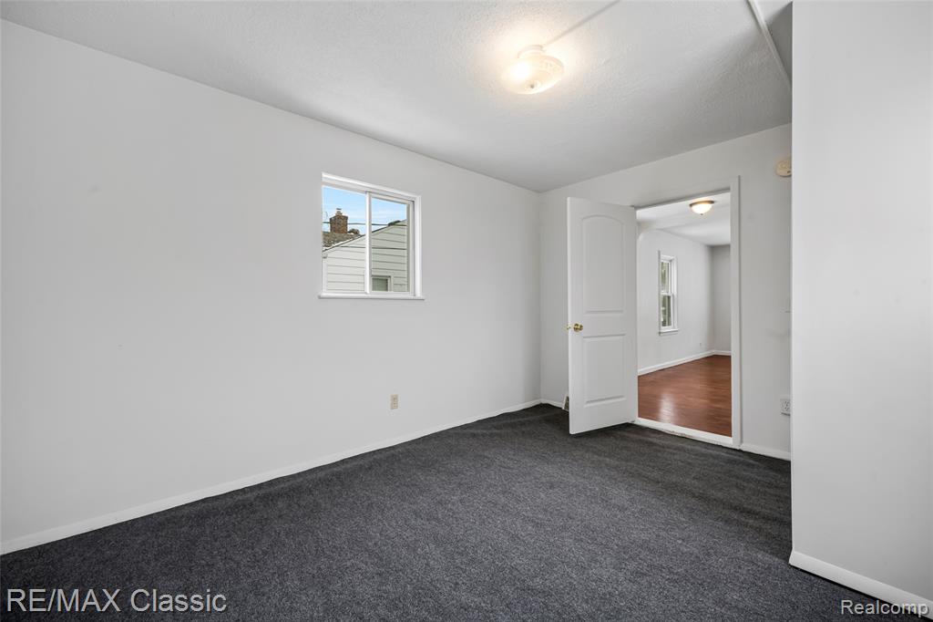 635 Wesbrook Street, Pontiac, MI 48340 — Photo 9