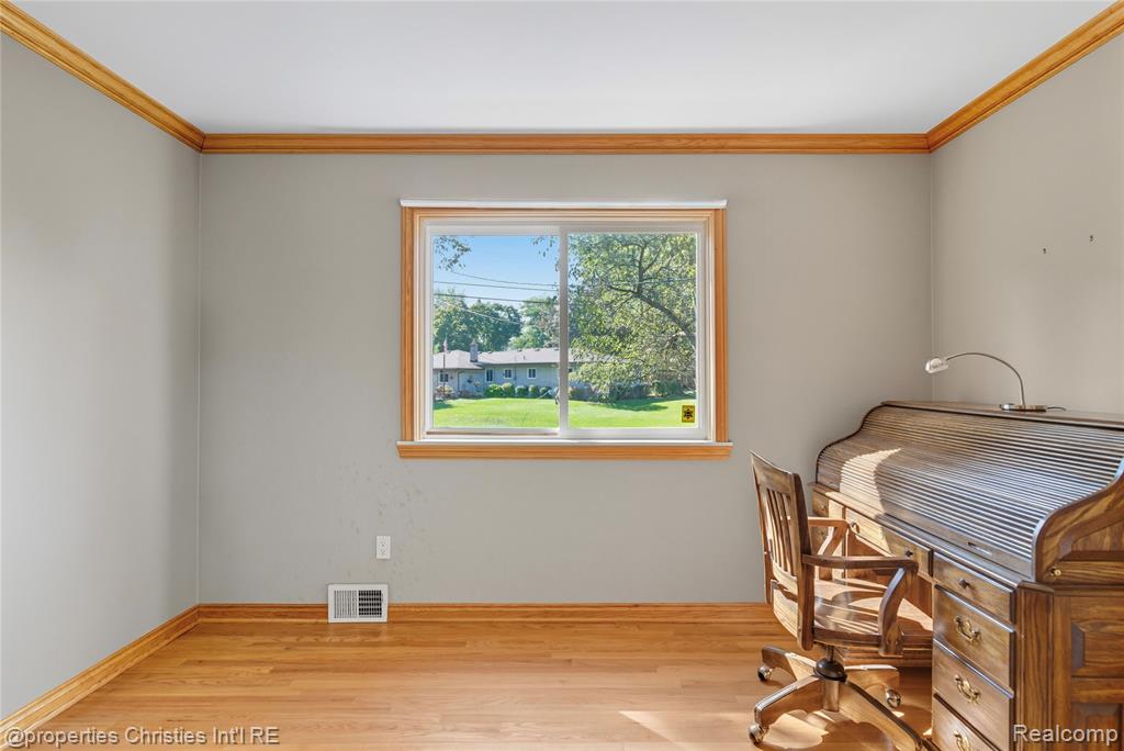 6308 Donnybrook Drive, Shelby Twp, MI 48316 — Photo 7