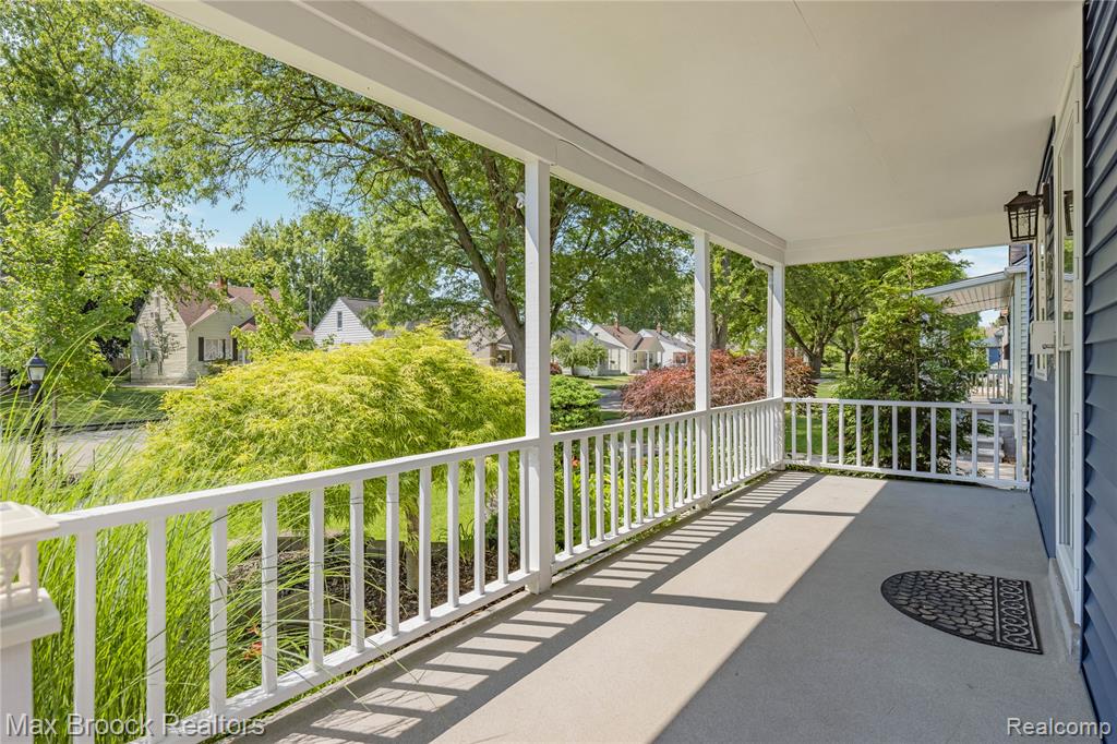 808 N Edgeworth Avenue, Royal Oak, MI 48067 — Photo 37