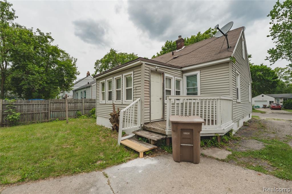 582 Lebaron Avenue, Pontiac, MI 48340 — Photo 4