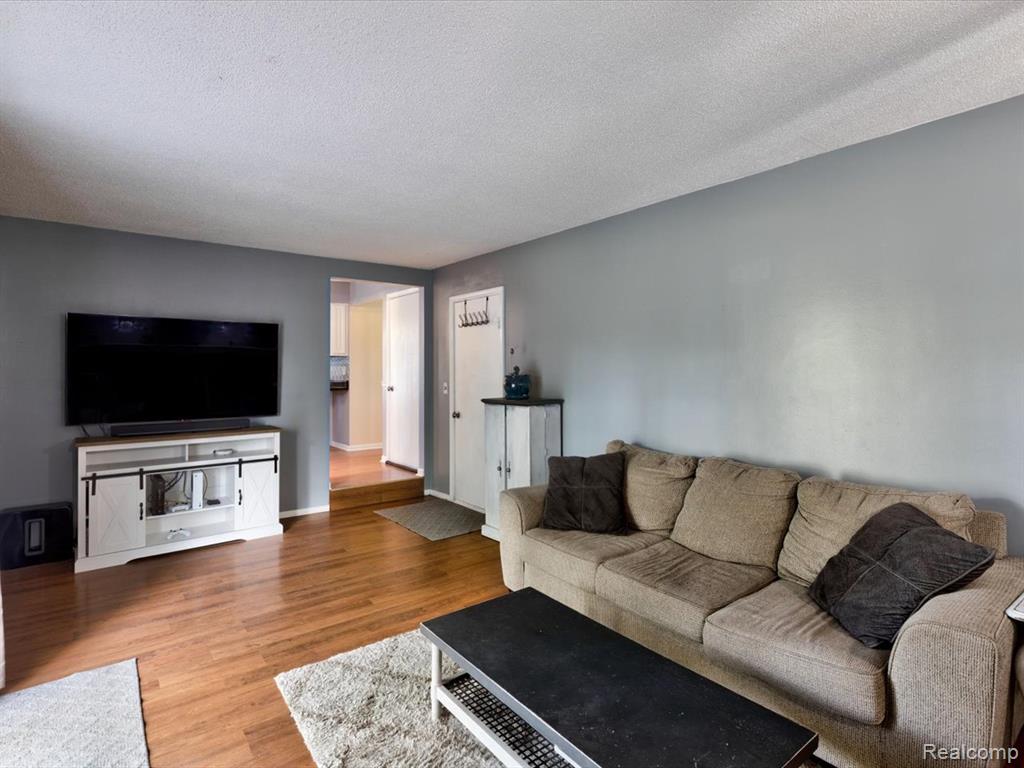 311 Collard Drive, Marysville, MI 48040 — Photo 15