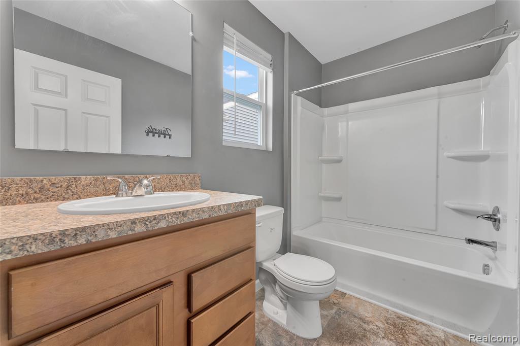 6027 Ravine Court, Ypsilanti, MI 48197 — Photo 31