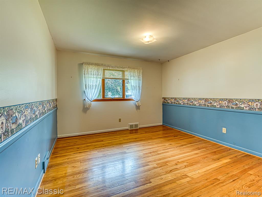 11789 Julia Drive, Whitmore Lake, MI 48189 — Photo 21