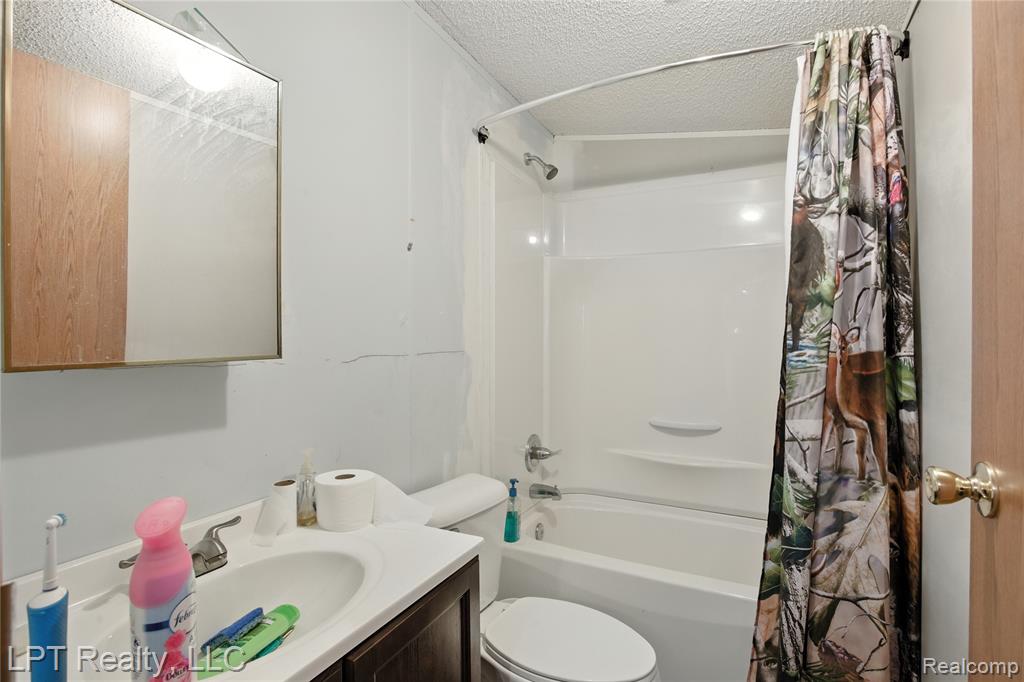 5595 Bringold Avenue, Lincoln, MI 48632 — Photo 51