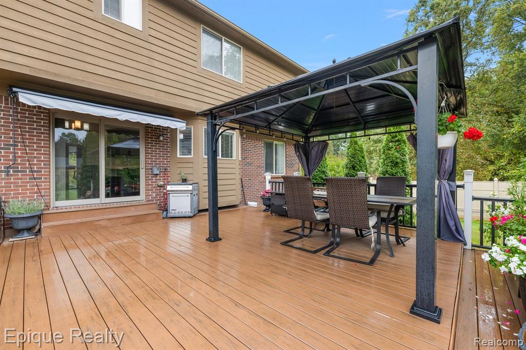 4527 Rochester Road, Troy, MI 48085 — Photo 10