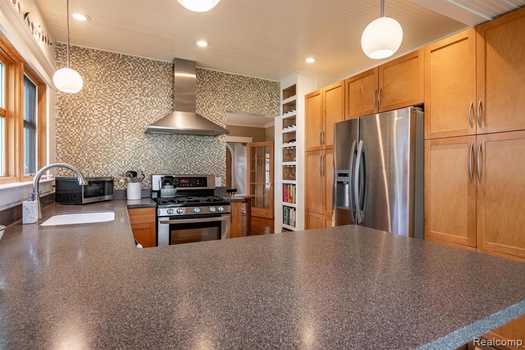 1335 KENSINGTON Drive, Ann Arbor, MI 48104 — Photo 13