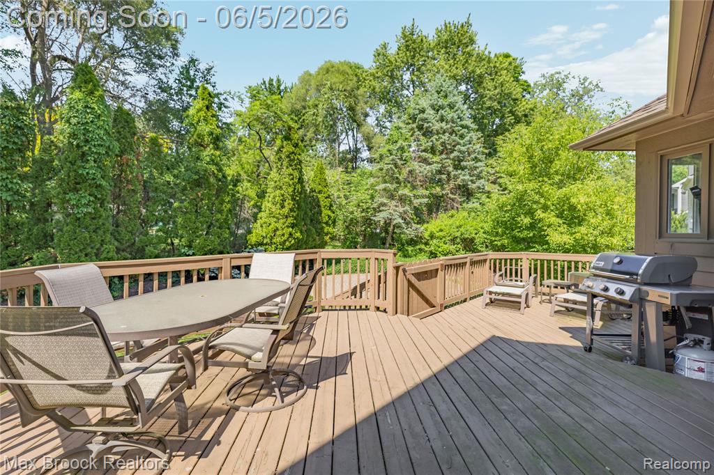 6294 Lindsay Court, West Bloomfield, MI 48324 — Photo 75