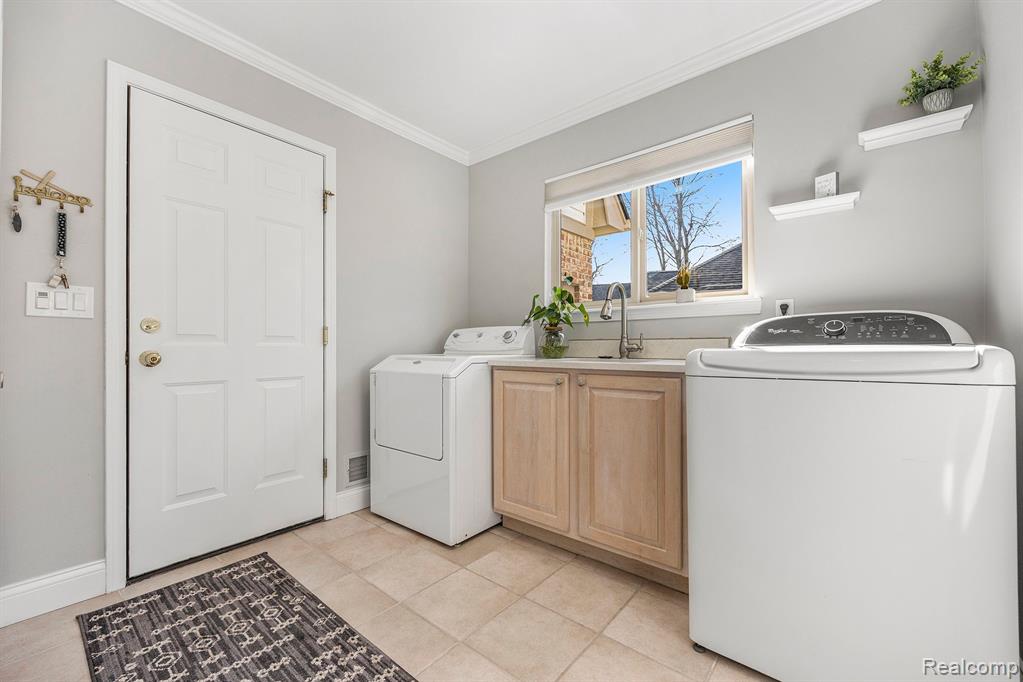 6634 SAINT ANDREWS Drive, Shelby Twp, MI 48316 — Photo 30