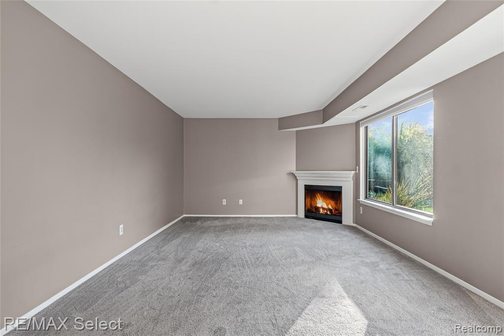 250 Briarcrest Drive, 129, Ann Arbor, MI 48104 — Photo 20
