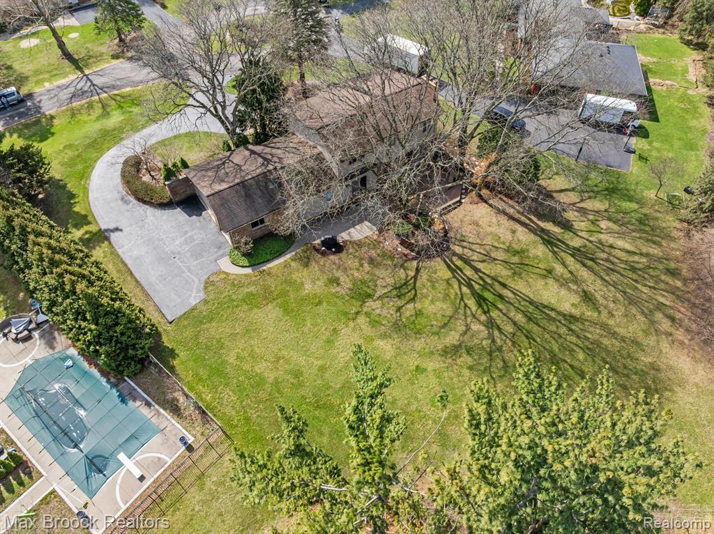 4838 KEW Court, Bloomfield Hills, MI 48301 — Photo 47