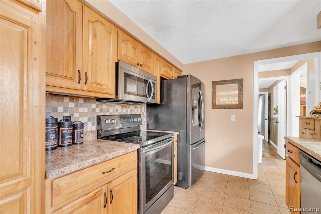 6572 WELLMAN LINE Road, Croswell, MI 48422 — Photo 23