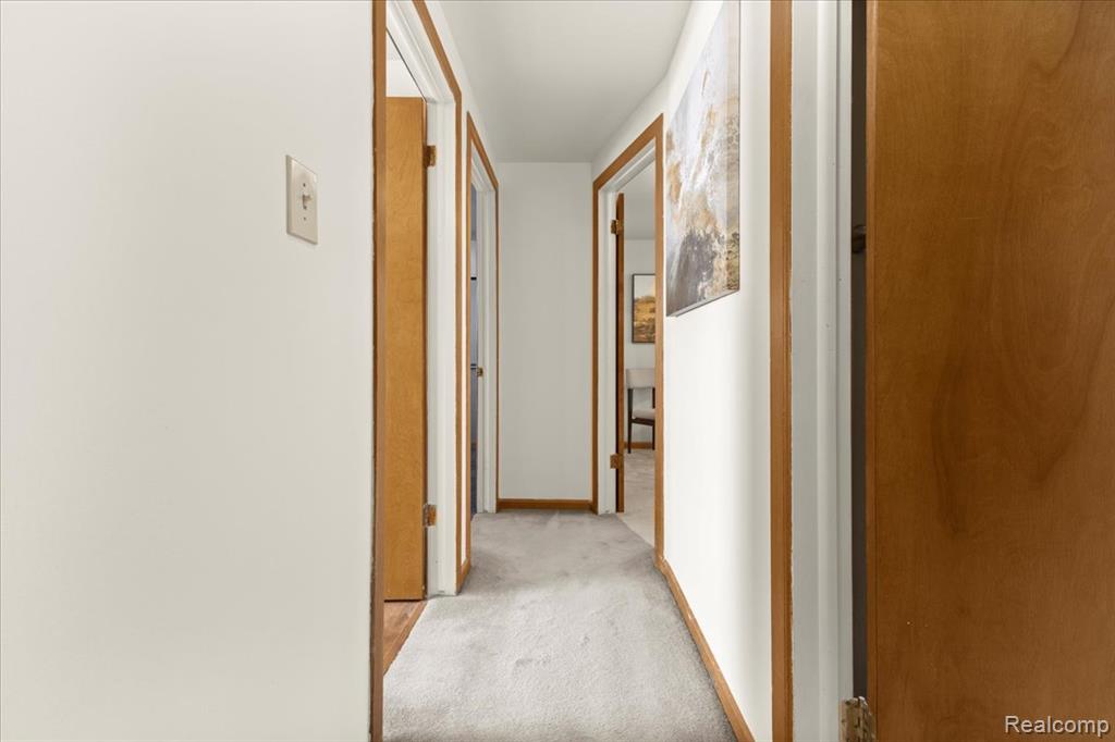 5516 Cleary Drive, Waterford, MI 48329 — Photo 22