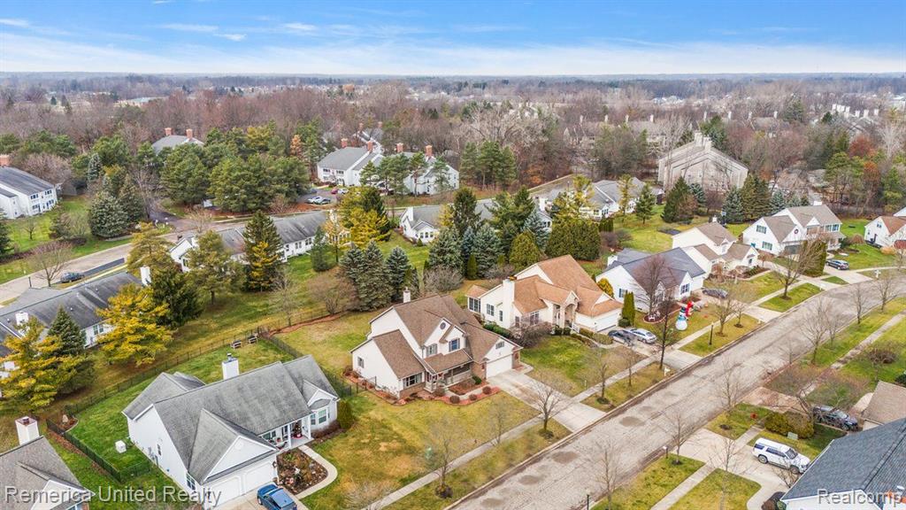686 W CALEDONIA Street, Howell, MI 48843 — Photo 16
