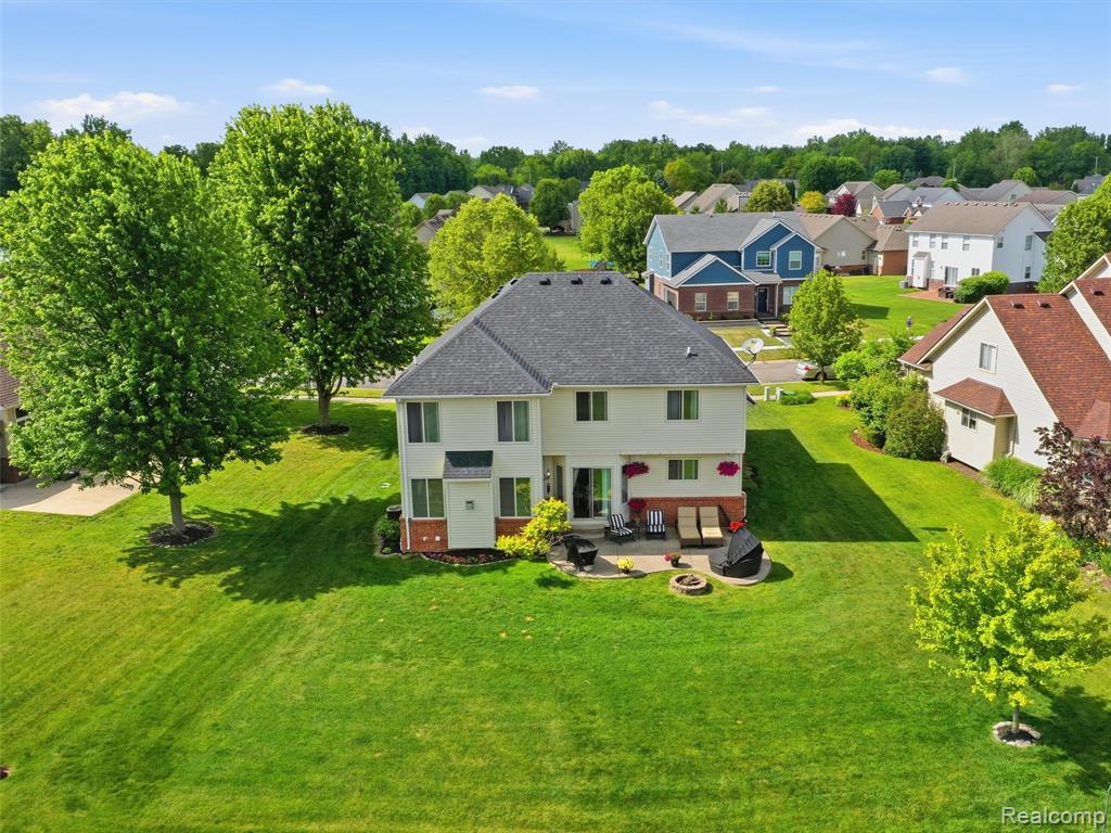 23621 Crescent Ridge Drive, New Boston, MI 48164 — Photo 43