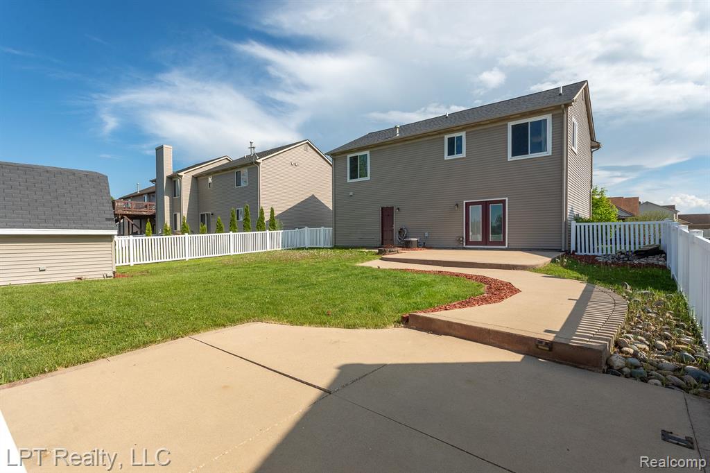 4127 STONE POST Road, Newport, MI 48166 — Photo 6