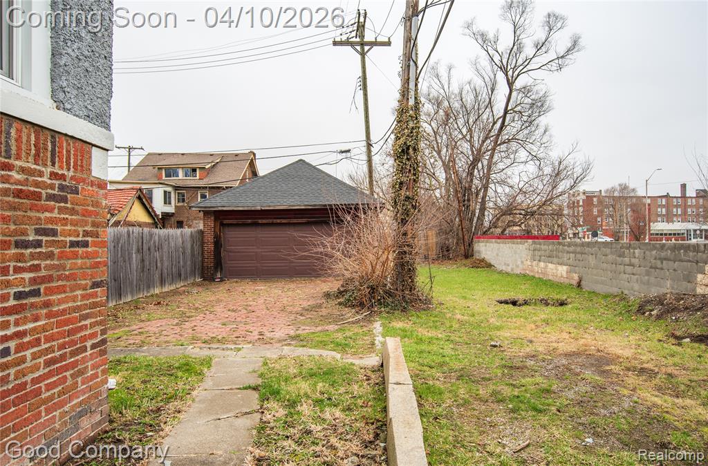 30 Lawrence Street, Detroit, MI 48202 — Photo 44