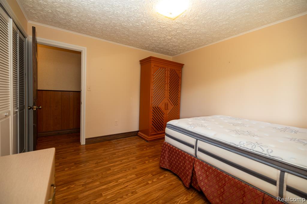 6084 Upper Straits Boulevard, West Bloomfield, MI 48324 — Photo 39