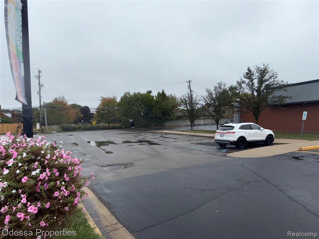 28911 Southfield Road, Lathrup Village, MI 48076 — Photo 8