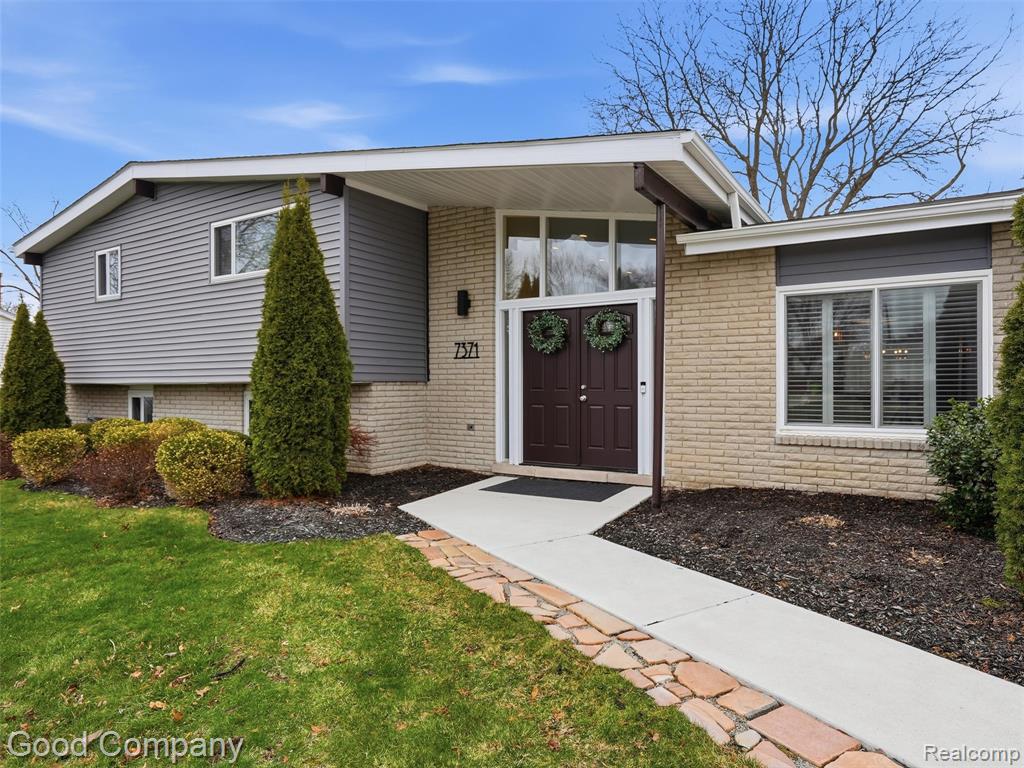 7371 Edinborough, West Bloomfield, MI — Photo 4