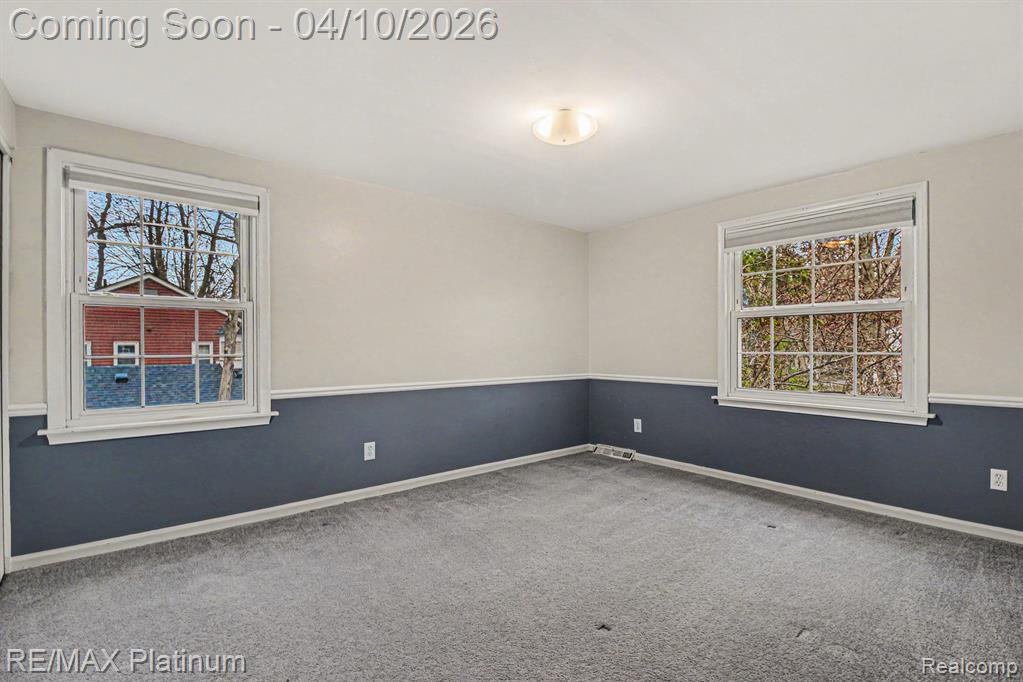 28861 Forest Ridge Drive, Farmington, MI 48331 — Photo 26