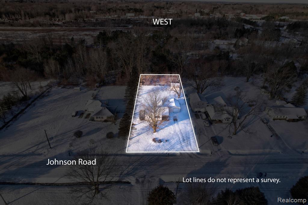 5465 Johnson Road, Flushing, MI 48433 — Photo 4