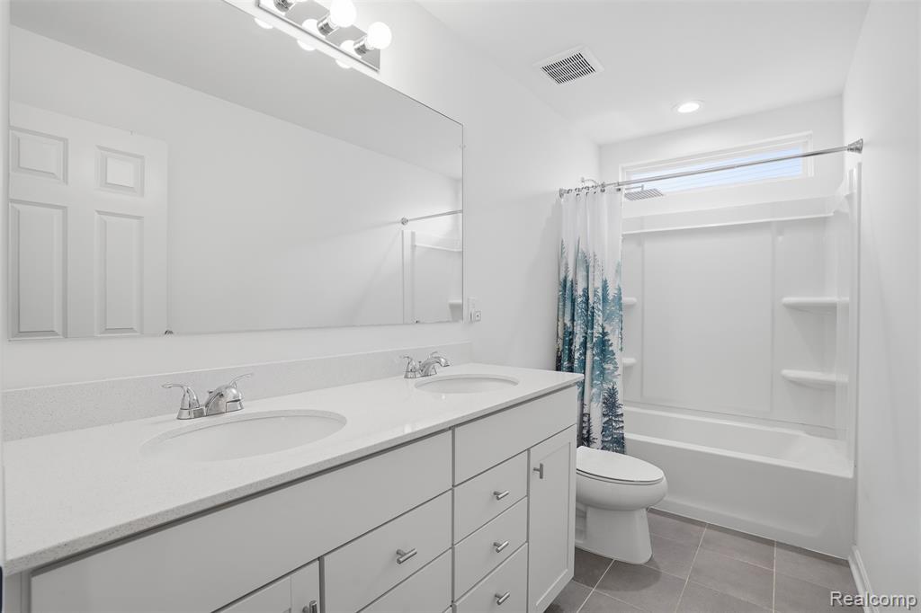 50782 Ross Street, Canton, MI 48187 — Photo 35