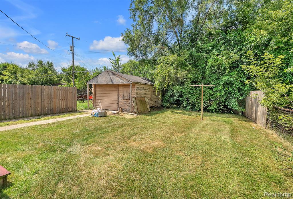 7819 Greenview Avenue, Detroit, MI 48228 — Photo 23