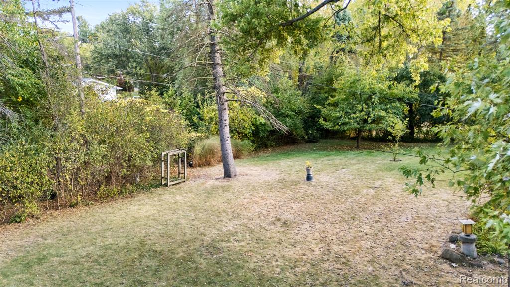 6950 Killarney Drive, Troy, MI 48098 — Photo 51