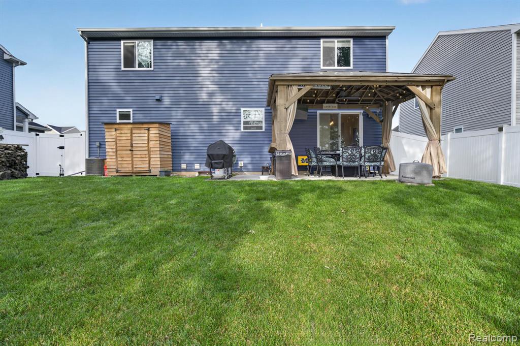 2845 Sycamore River Drive, Fowlerville, MI 48836 — Photo 59