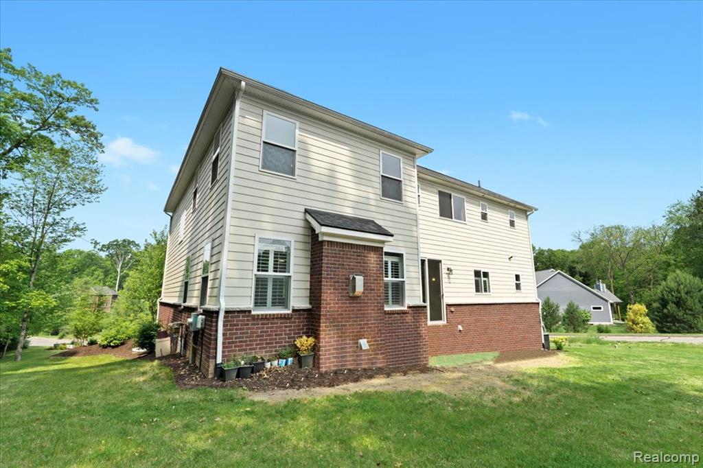 5641 Ciderberry Drive, Brighton, MI 48116 — Photo 44