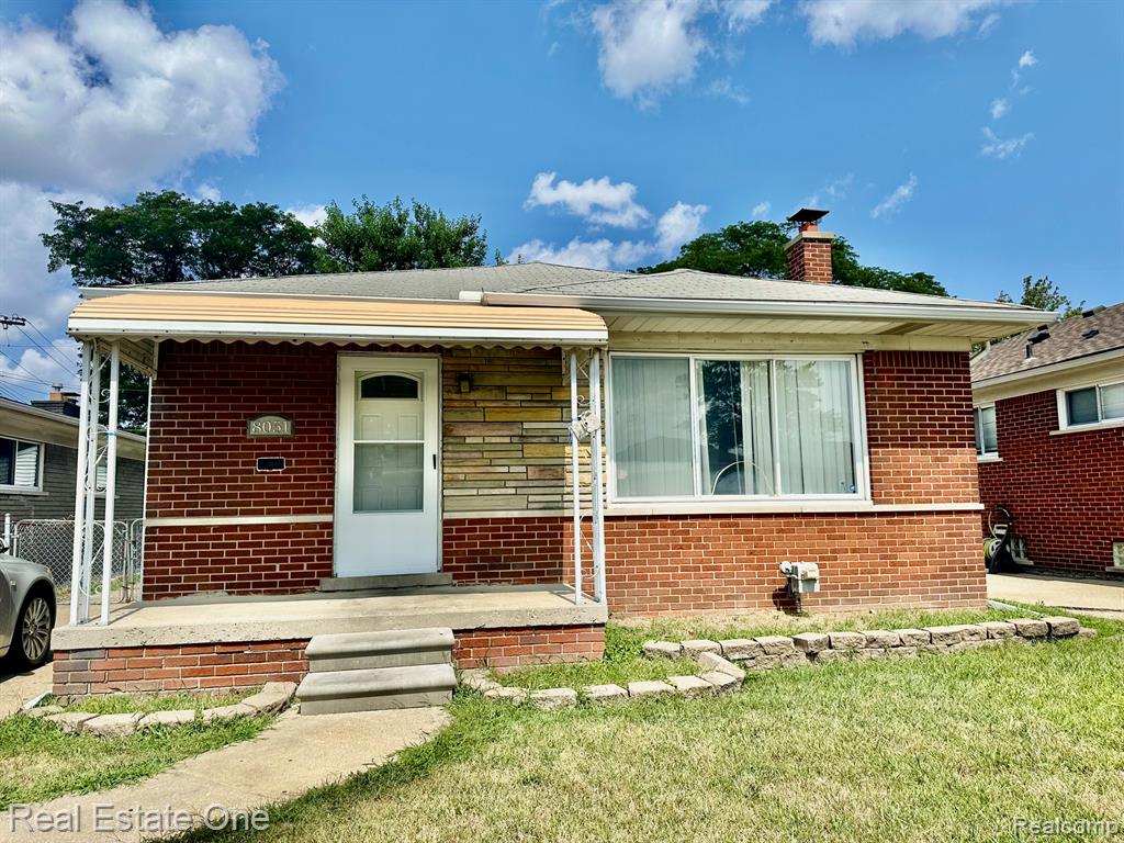 8051 Marian Street, Warren, MI 48093