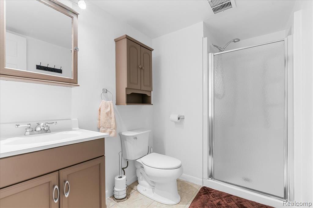 513 Stoddard Avenue, East Lansing, MI 48823 — Photo 12