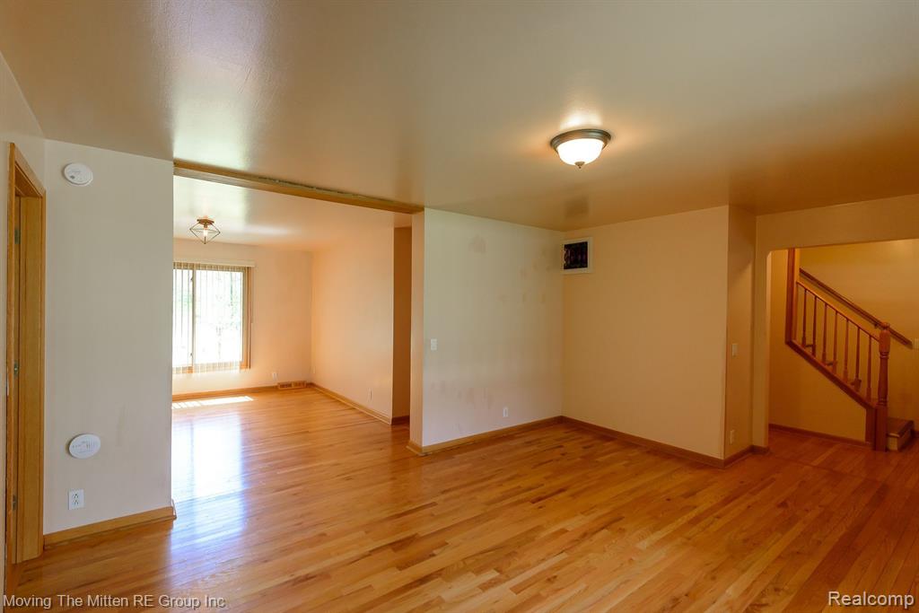 49335 WEAR Road, Belleville, MI 48111 — Photo 5