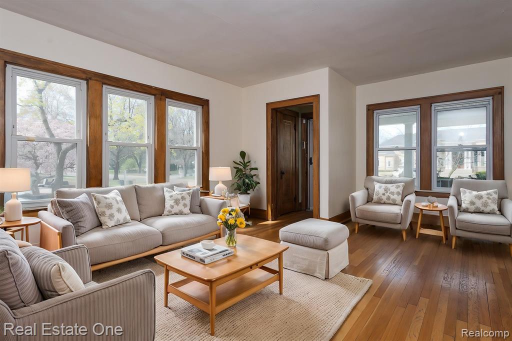 504 N GULLEY Road, Dearborn, MI 48128 — Photo 3