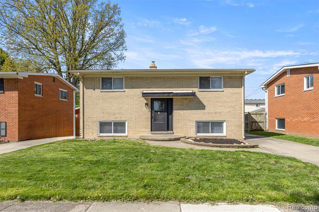 30022 White Street, Rockwood, MI