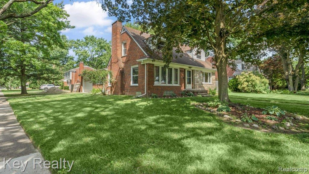 28611 Lathrup Boulevard, Lathrup Village, MI 48076 — Photo 5