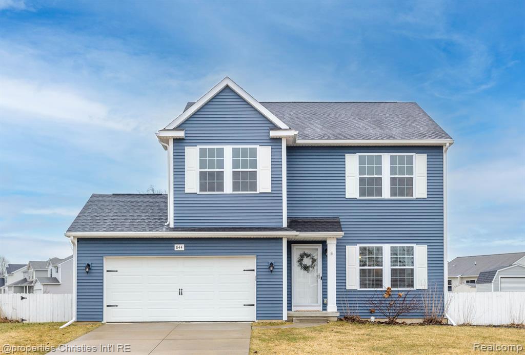844 SADDLEBROOK Drive, Linden, MI 48451 — front exterior