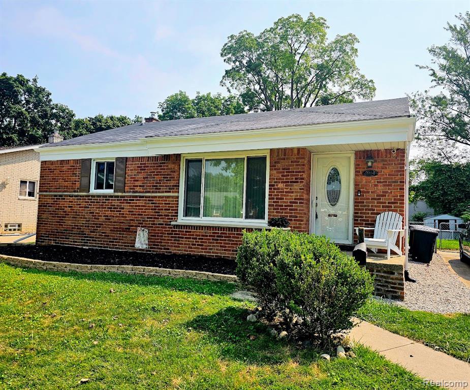 9994 Deering Street, Livonia, MI 48150 — front exterior