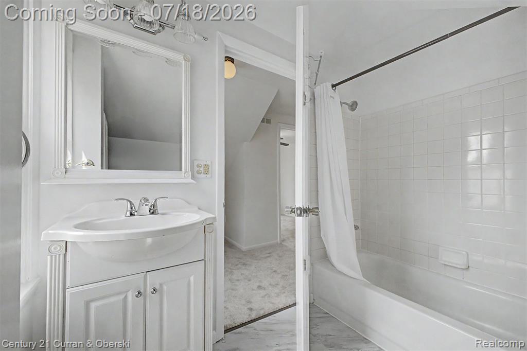 4124 Jackson Street, Dearborn Heights, MI 48125 — Photo 17