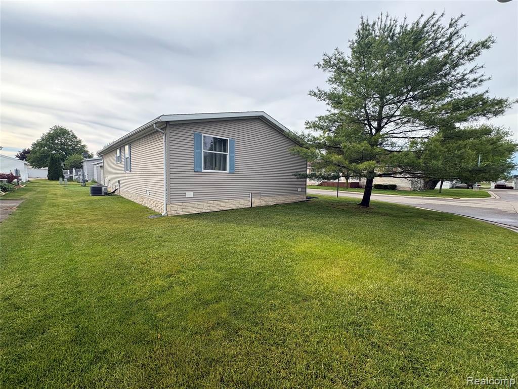 4729 Turtle Creek Drive, Howell, MI 48843 — Photo 3
