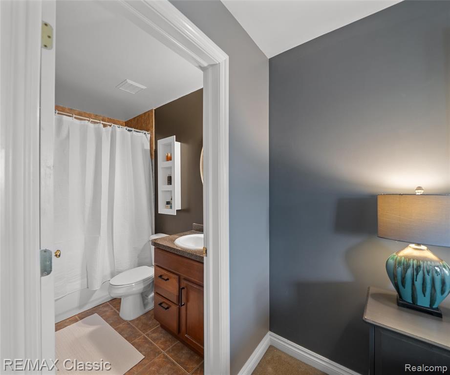 45623 N Stonewood Road, Canton, MI 48187 — Photo 21