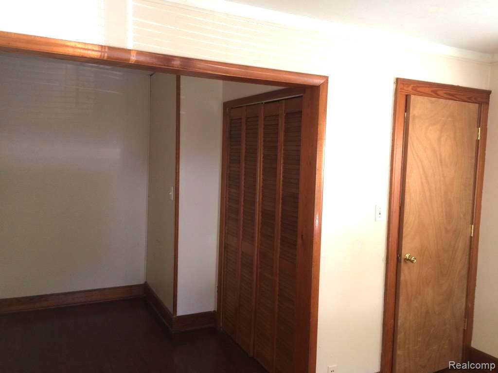 9550 Portage Lake Avenue, Pinckney, MI 48169 — Photo 11